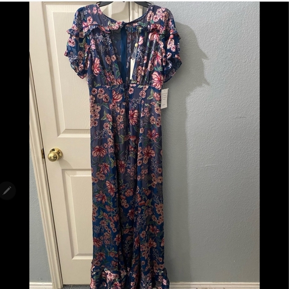 🍋For Love and Lemons Flora Maxi Dress - Picture 13 of 16